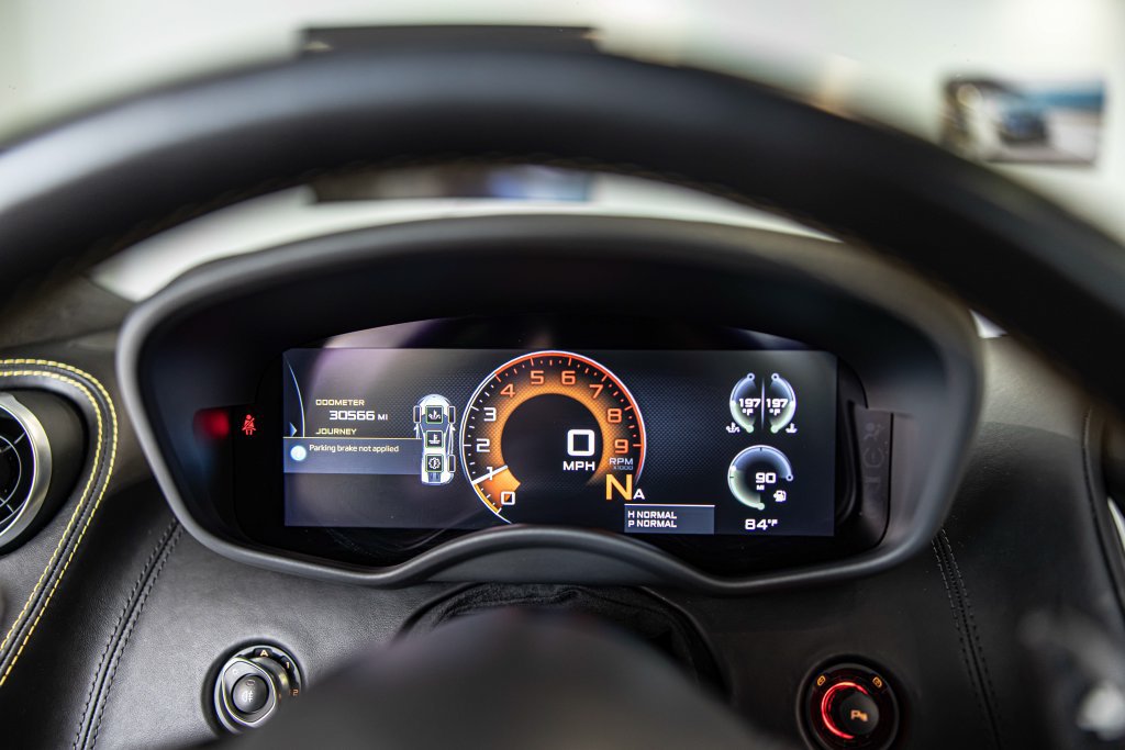 Used 2019 McLaren 570S Coupe RWD image 19