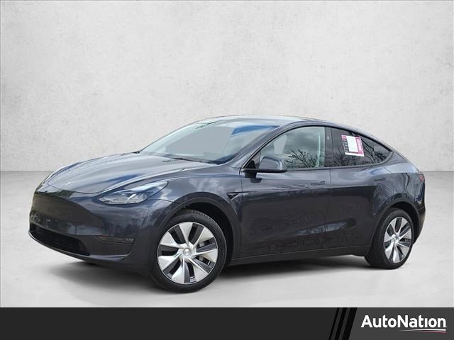 Used 2024 Tesla Model Y Long Range image 1