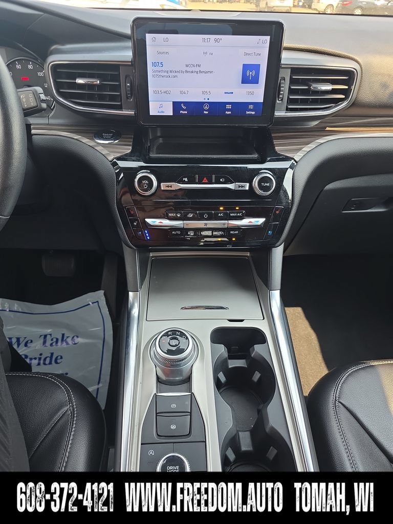 Used 2023 Ford Explorer Limited AWD/4WD image 18