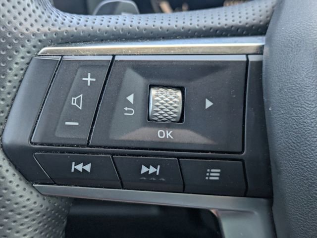 Used 2024 Mitsubishi Outlander SE image 28