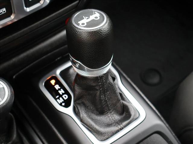 Used 2018 Jeep Wrangler Sport AWD/4WD image 18