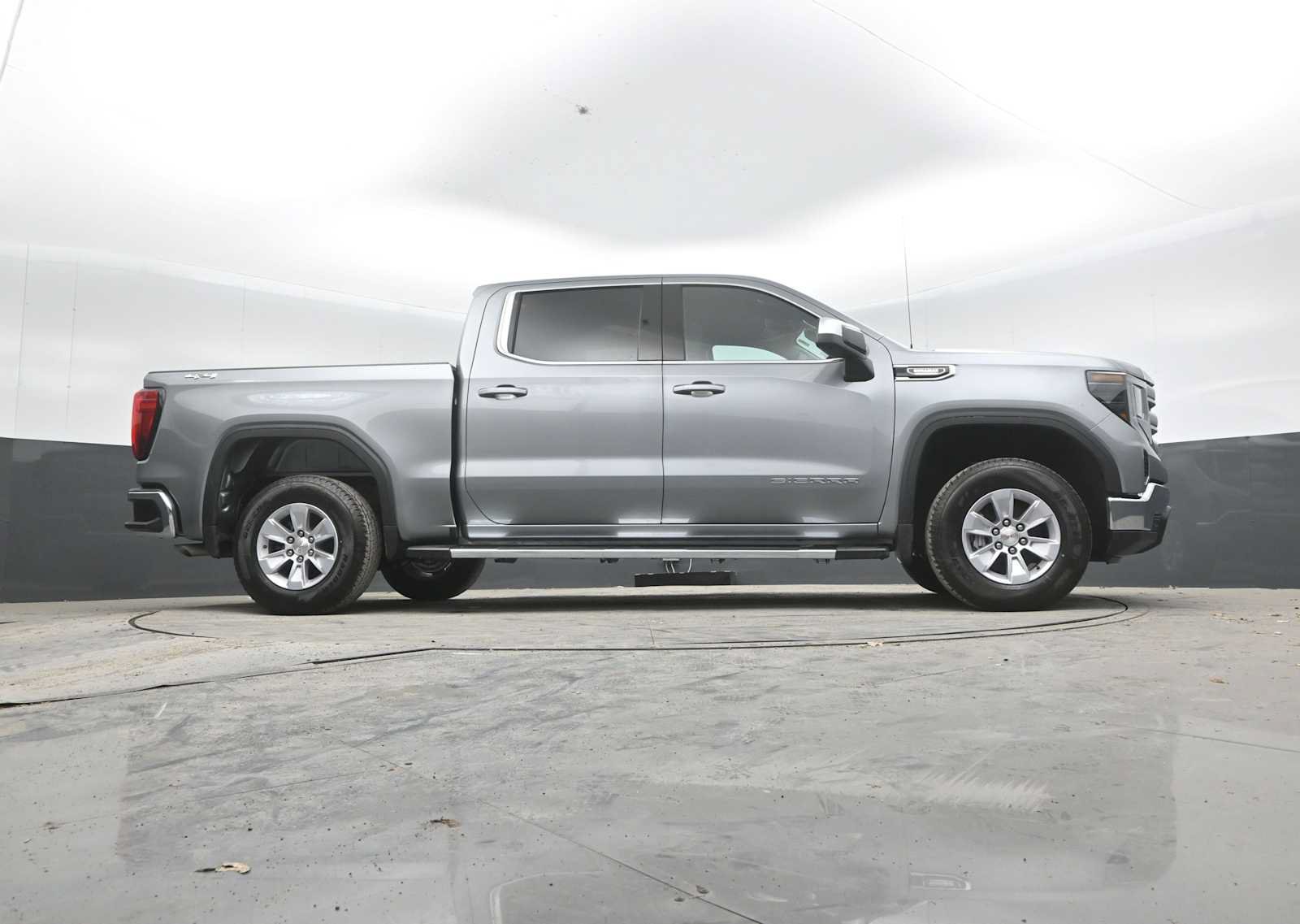 New 2026 GMC Sierra 1500 SLE AWD/4WD image 44