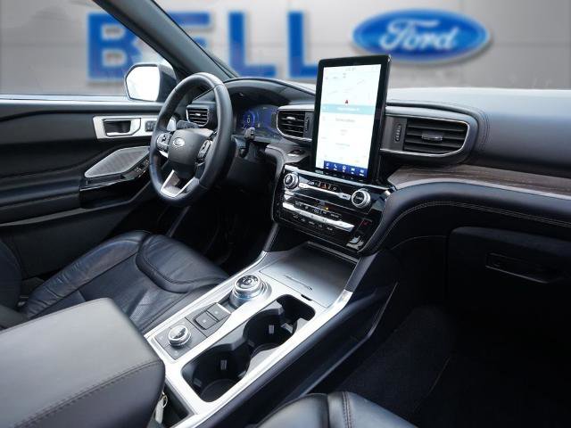 Certified 2023 Ford Explorer Platinum w/ Technology Package AWD/4WD image 23
