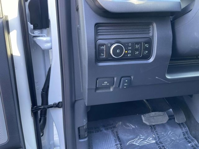 New 2026 Ford F350 Platinum image 15