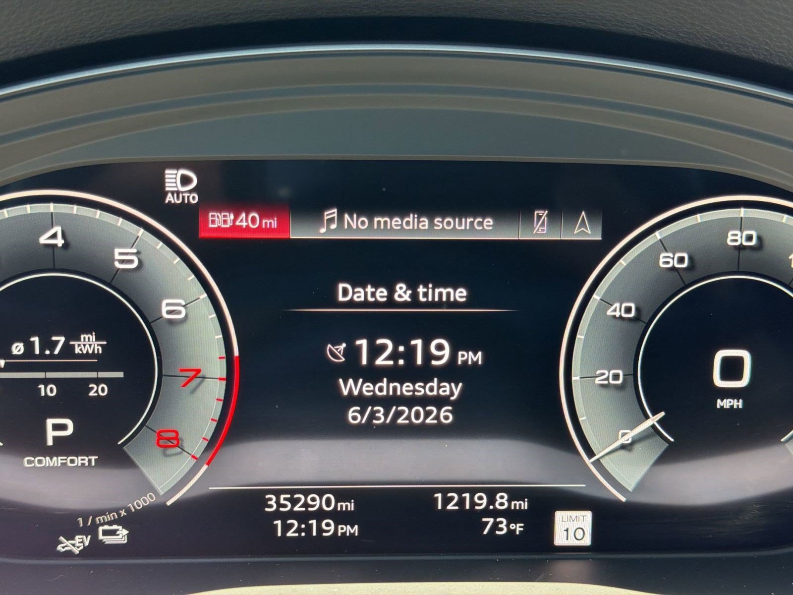 Used 2025 Audi Q5 e Premium Plus w/ Premium Plus Package AWD/4WD image 16