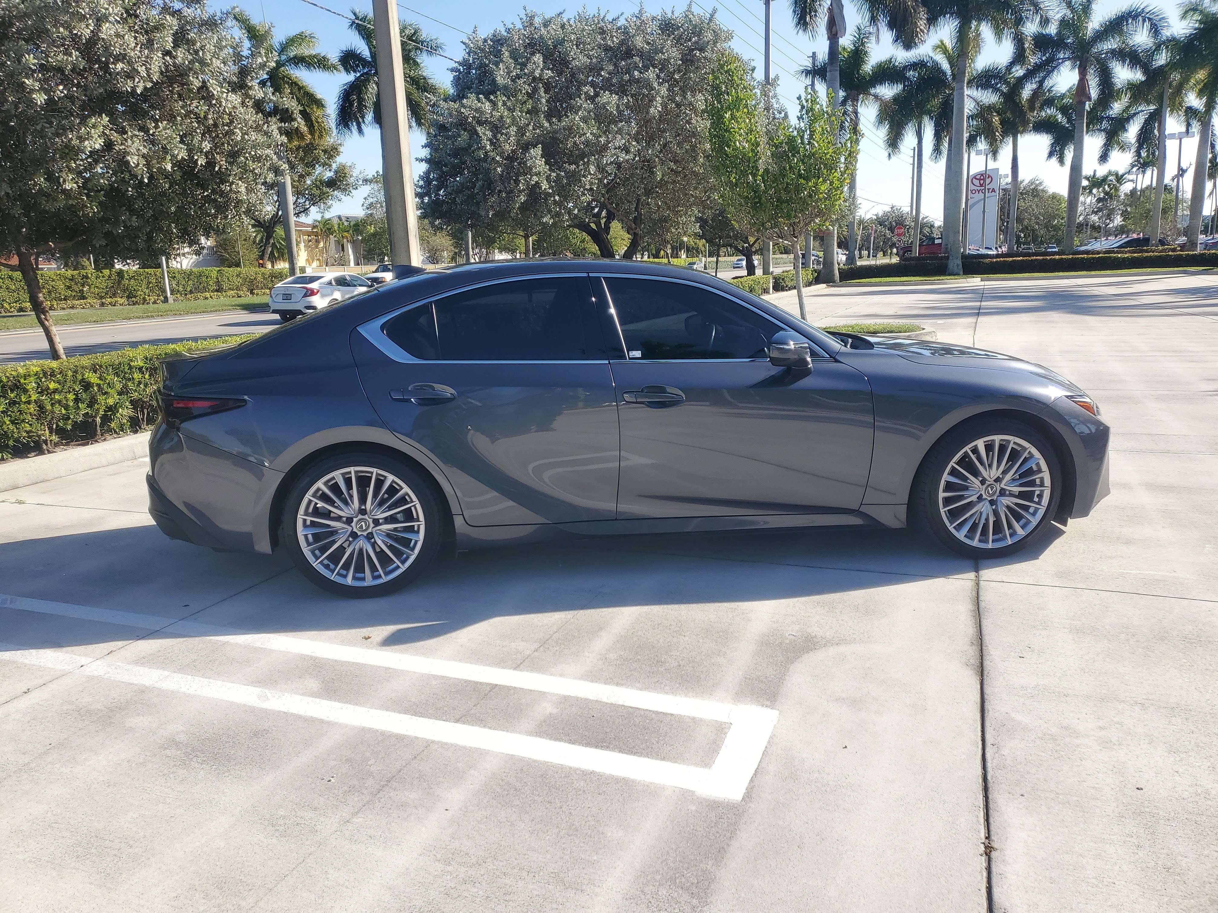 Used 2025 Lexus IS 300 w/ Premium Package RWD image 12