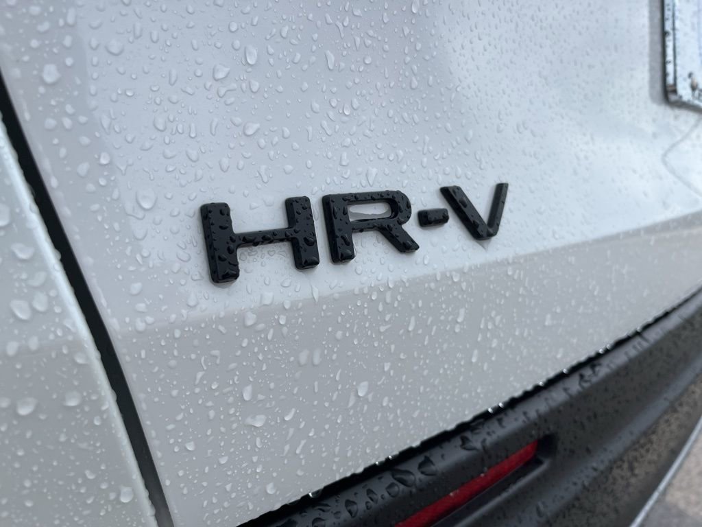 Certified 2026 Honda HR-V Sport image 8