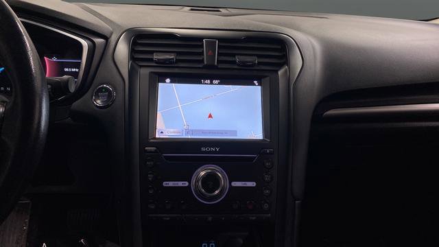 Used 2019 Ford Fusion Titanium FWD image 13
