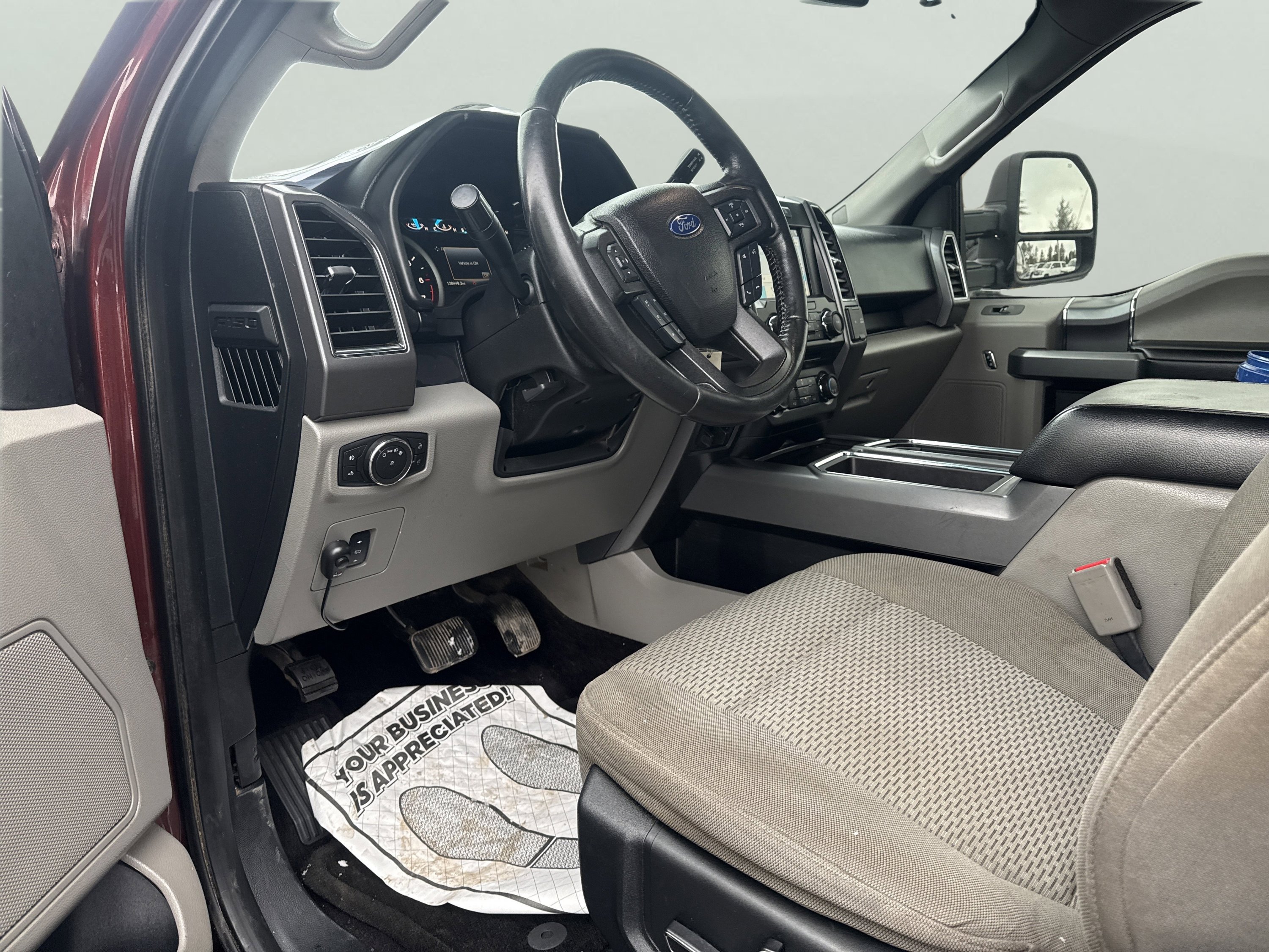 Used 2017 Ford F150 XLT w/ Equipment Group 302A Luxury image 15