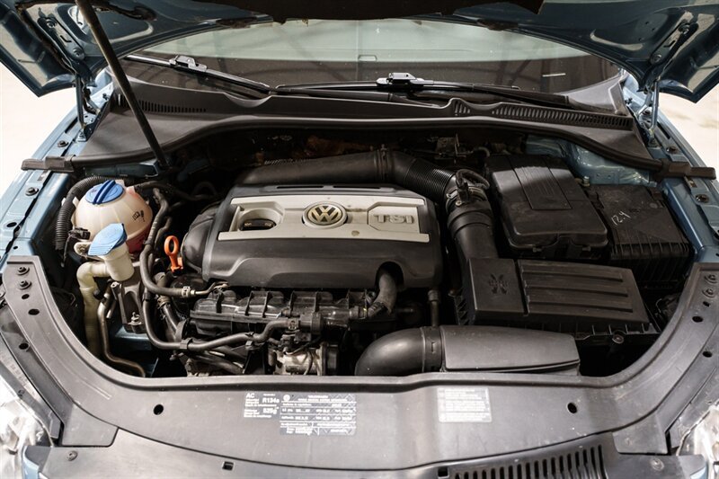 Used 2009 Volkswagen Eos Komfort FWD image 25