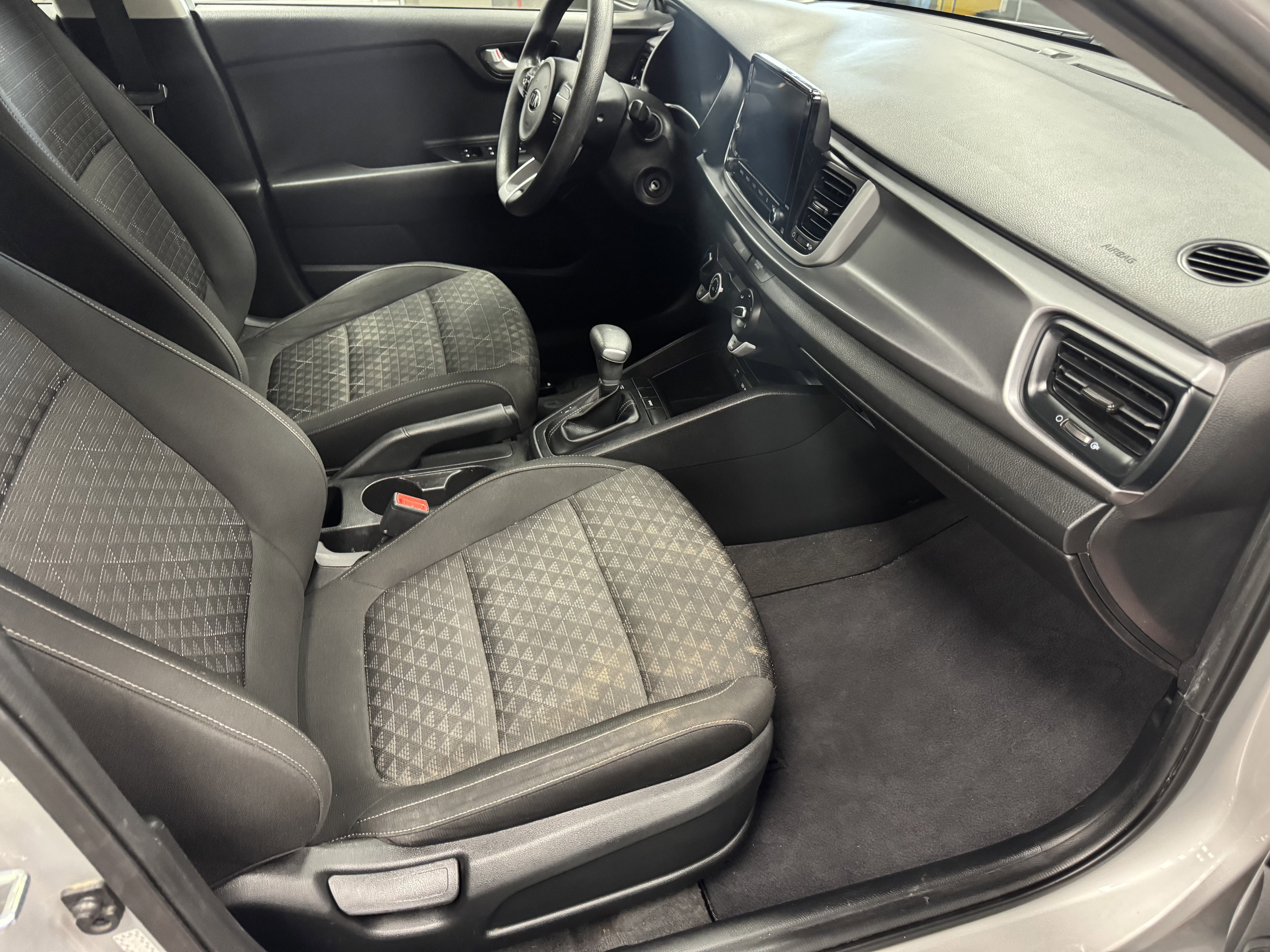 Used 2021 Kia Rio LX image 14