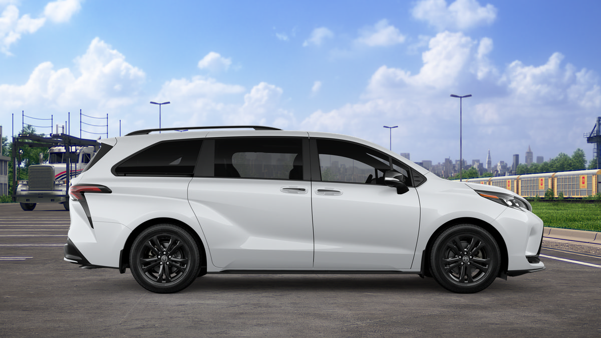 New 2026 Toyota Sienna XSE AWD/4WD image 14