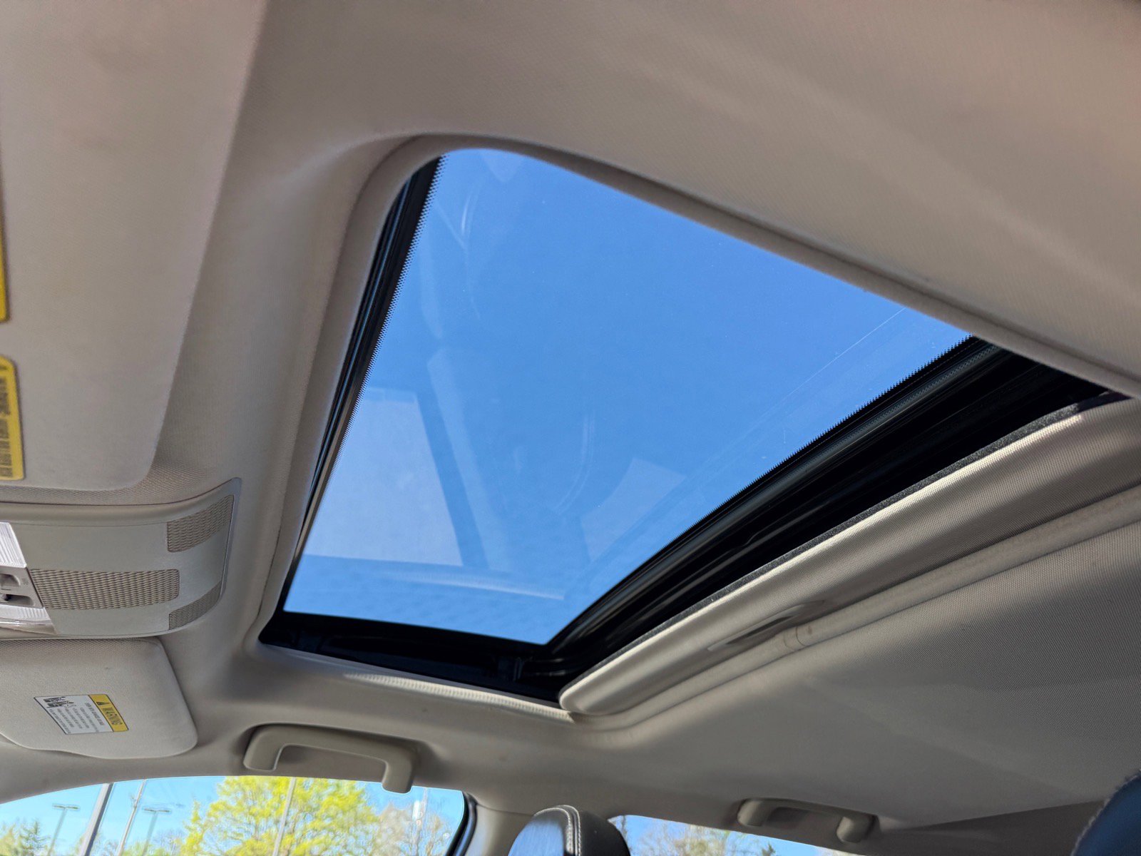 Used 2020 Mitsubishi Outlander SE image 15