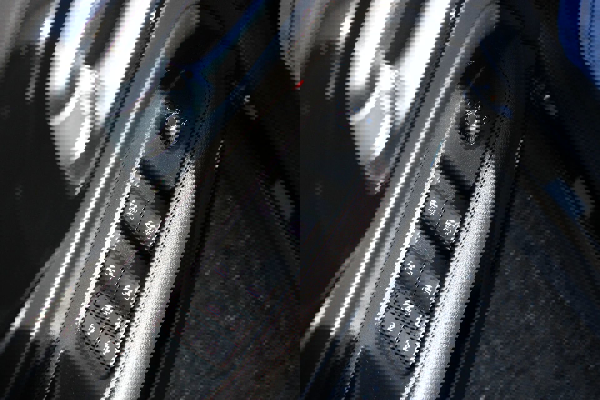 Used 2022 Jeep Compass Altitude w/ Sun and Sound Group image 13