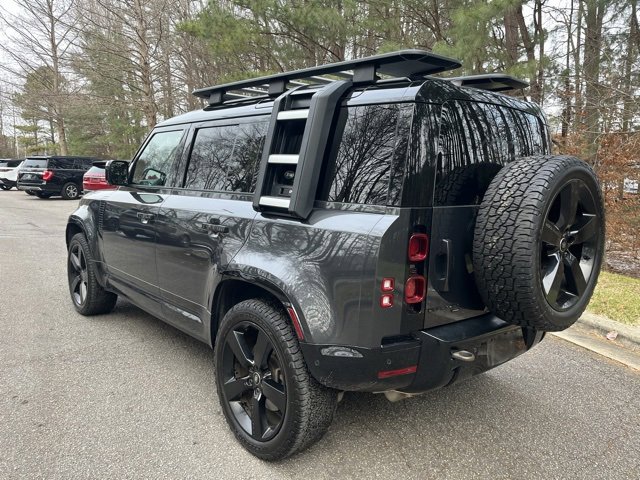 Certified 2023 Land Rover Defender 110 X-Dynamic SE image 7