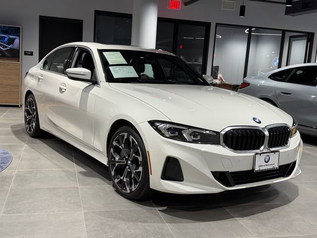 Used 2025 BMW 330i xDrive Sedan w/ M Sport Package AWD/4WD image 3