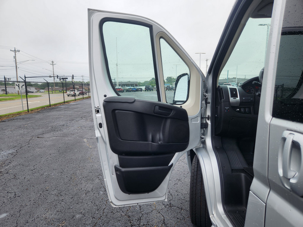 Used 2017 RAM ProMaster 1500 w/ Premium Appearance Group FWD image 30