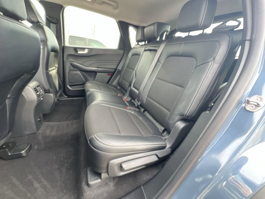 Used 2025 Ford Escape SE FWD image 24