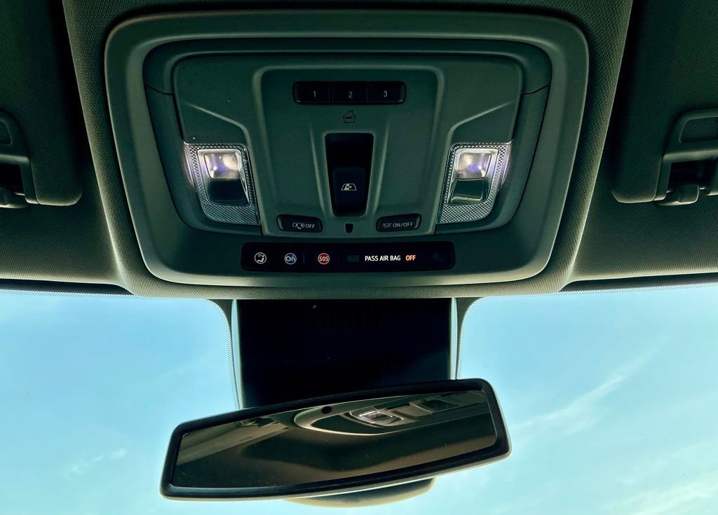 Used 2025 Chevrolet Silverado 1500 LTZ image 35