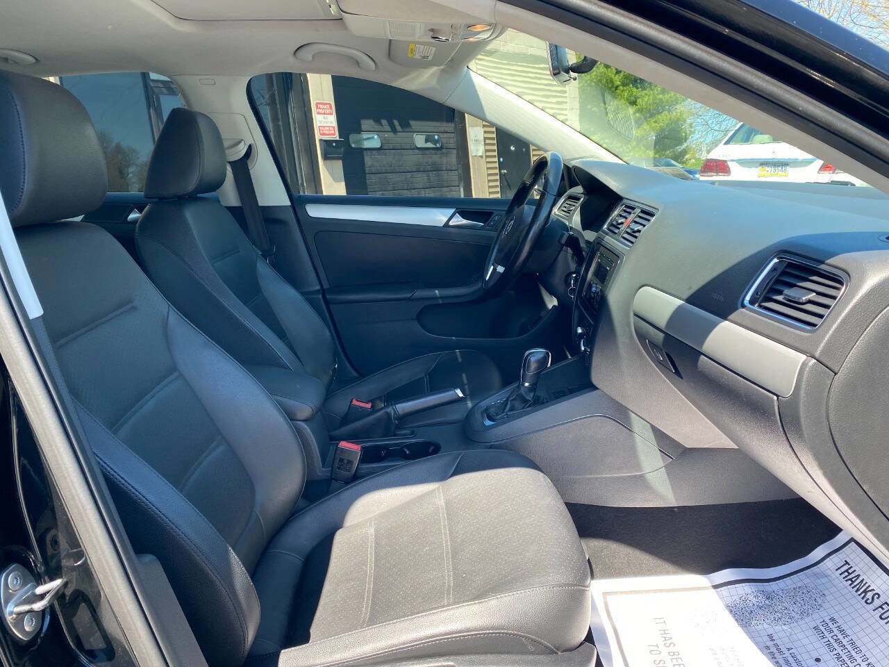 Used 2013 Volkswagen Jetta SE image 28