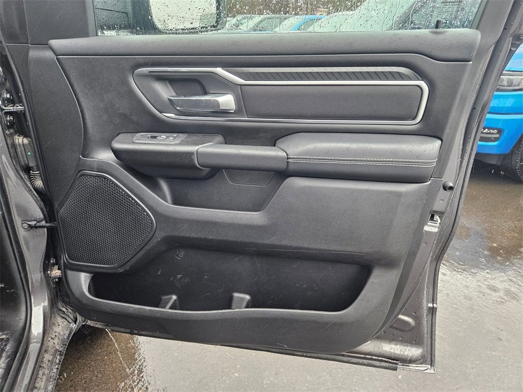 New 2026 RAM 1500 4x4 Crew Cab image 17