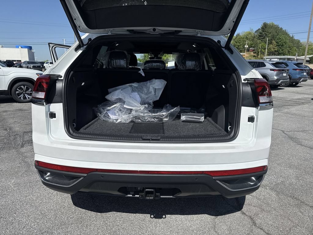 New 2026 Volkswagen Atlas Cross Sport SE AWD/4WD image 43