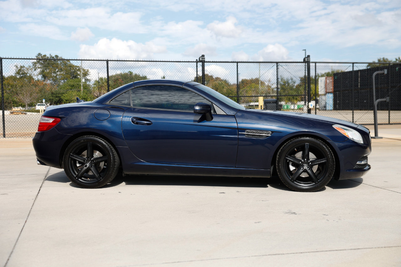 Used 2014 Mercedes-Benz SLK 250 image 15