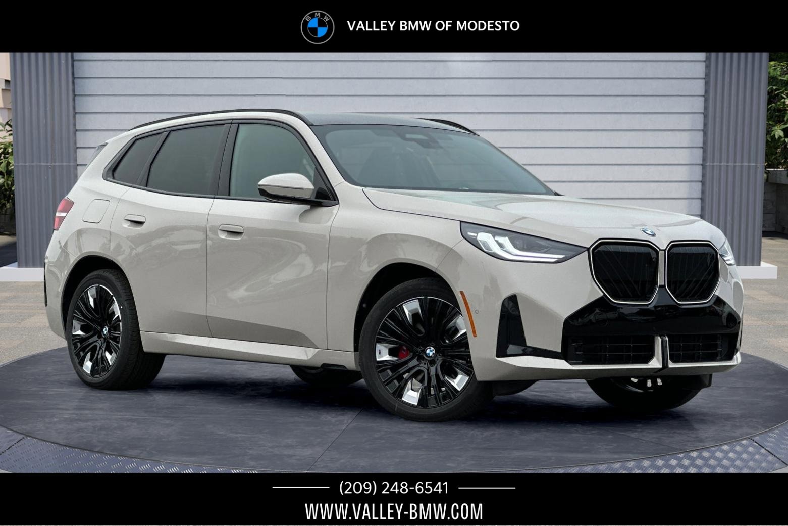 New 2026 BMW X3 xDrive30 w/ Premium Package image 1