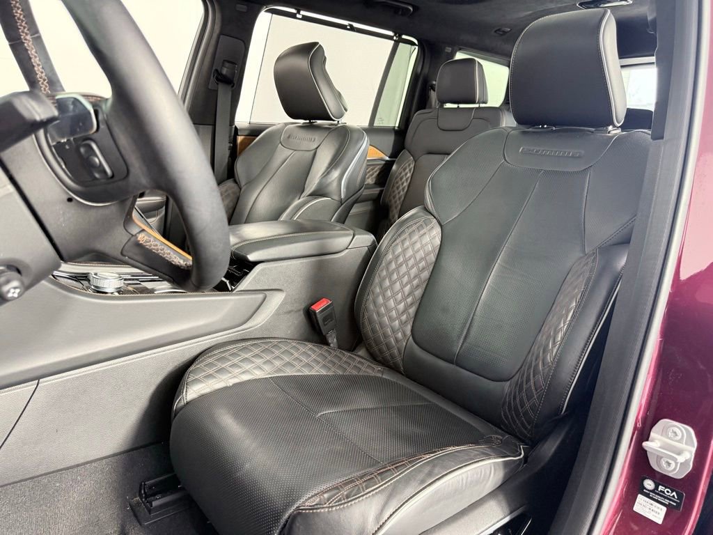 Used 2021 Jeep Grand Cherokee L Summit image 11