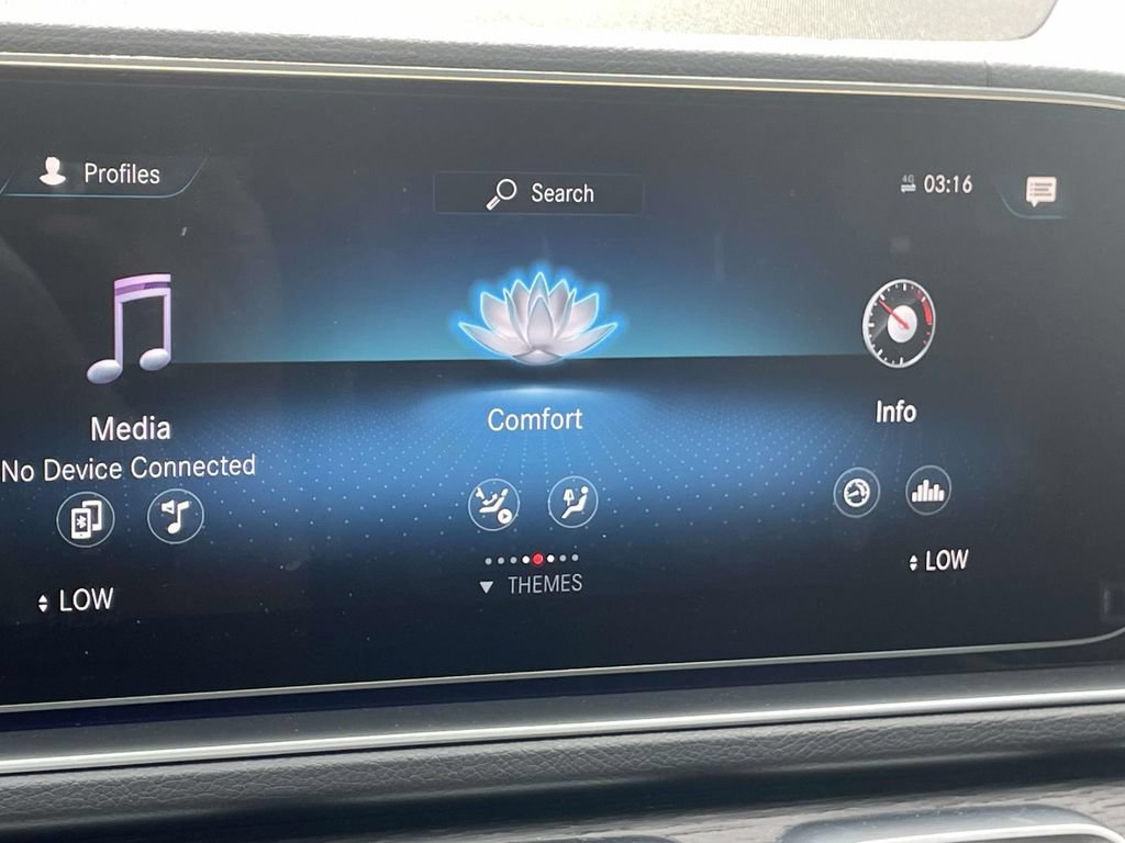 Used 2021 Mercedes-Benz GLS 450 4MATIC image 25