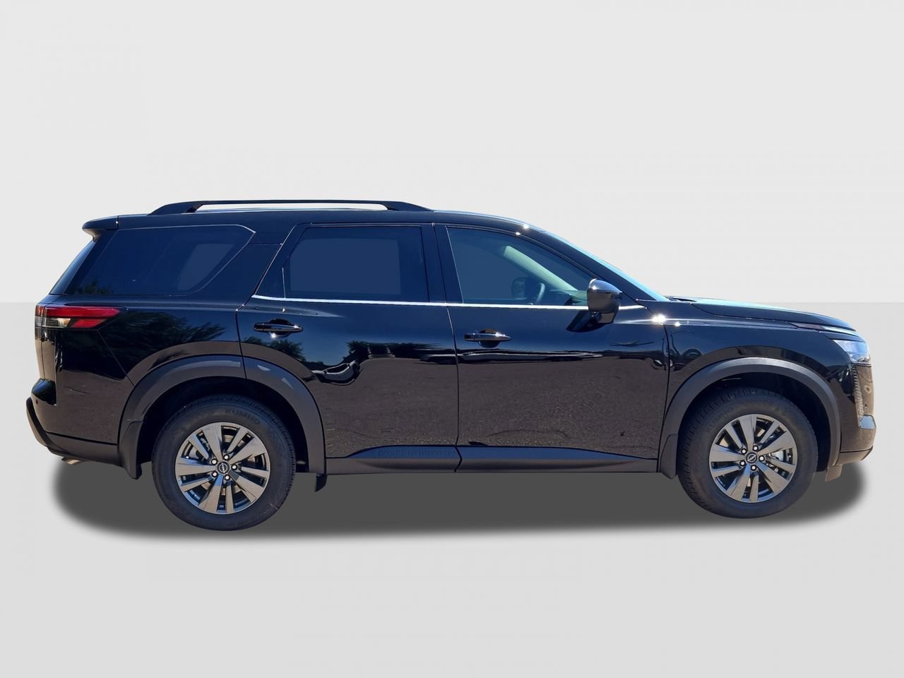 New 2026 Nissan Pathfinder SV FWD image 4