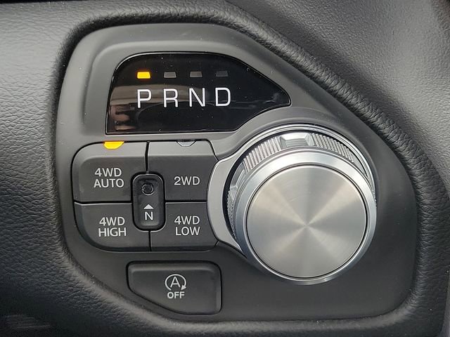New 2026 RAM 1500 Laramie AWD/4WD image 16
