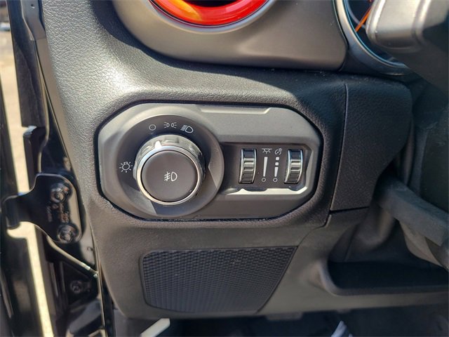 Used 2021 Jeep Wrangler Sport image 17