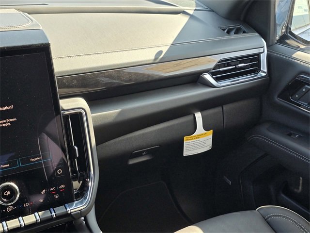 New 2026 GMC Yukon Elevation image 17