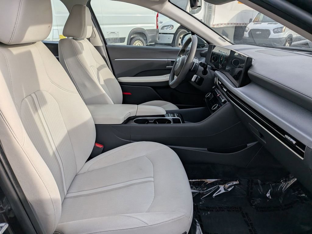 Used 2025 Hyundai Sonata SEL image 30