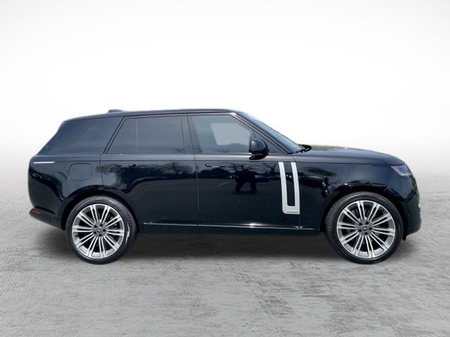 Certified 2024 Land Rover Range Rover Autobiography AWD/4WD image 4