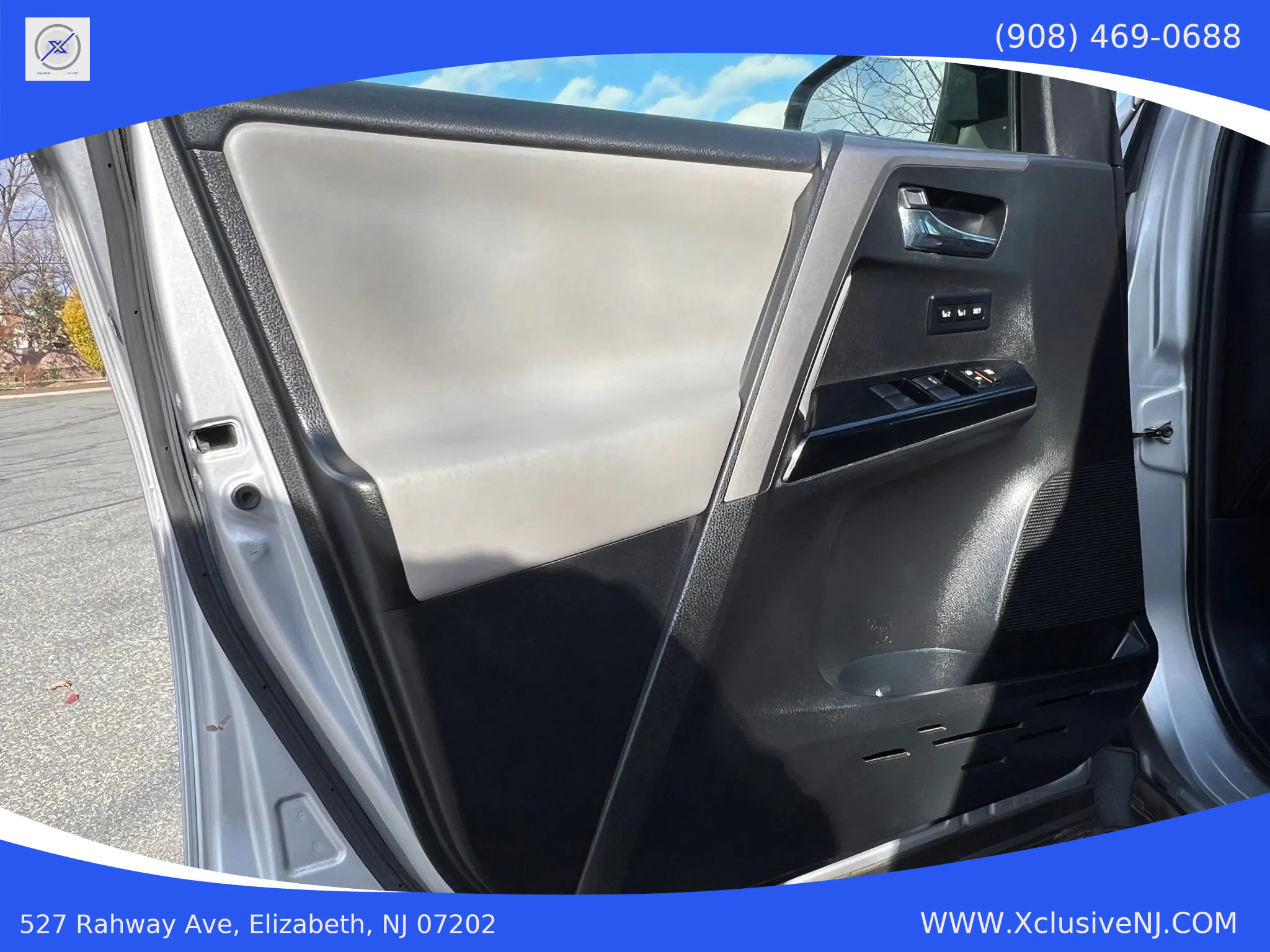 Used 2017 Toyota RAV4 Limited image 7