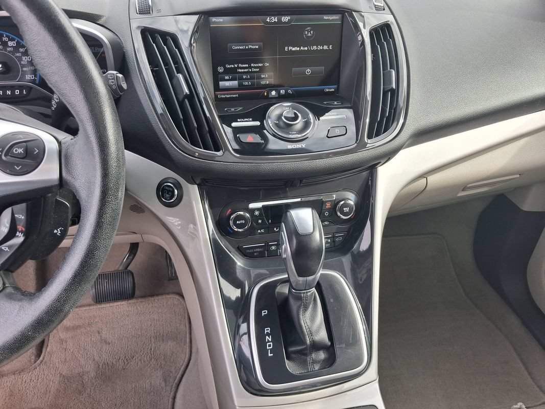 Used 2013 Ford C-MAX Energi SEL FWD image 22