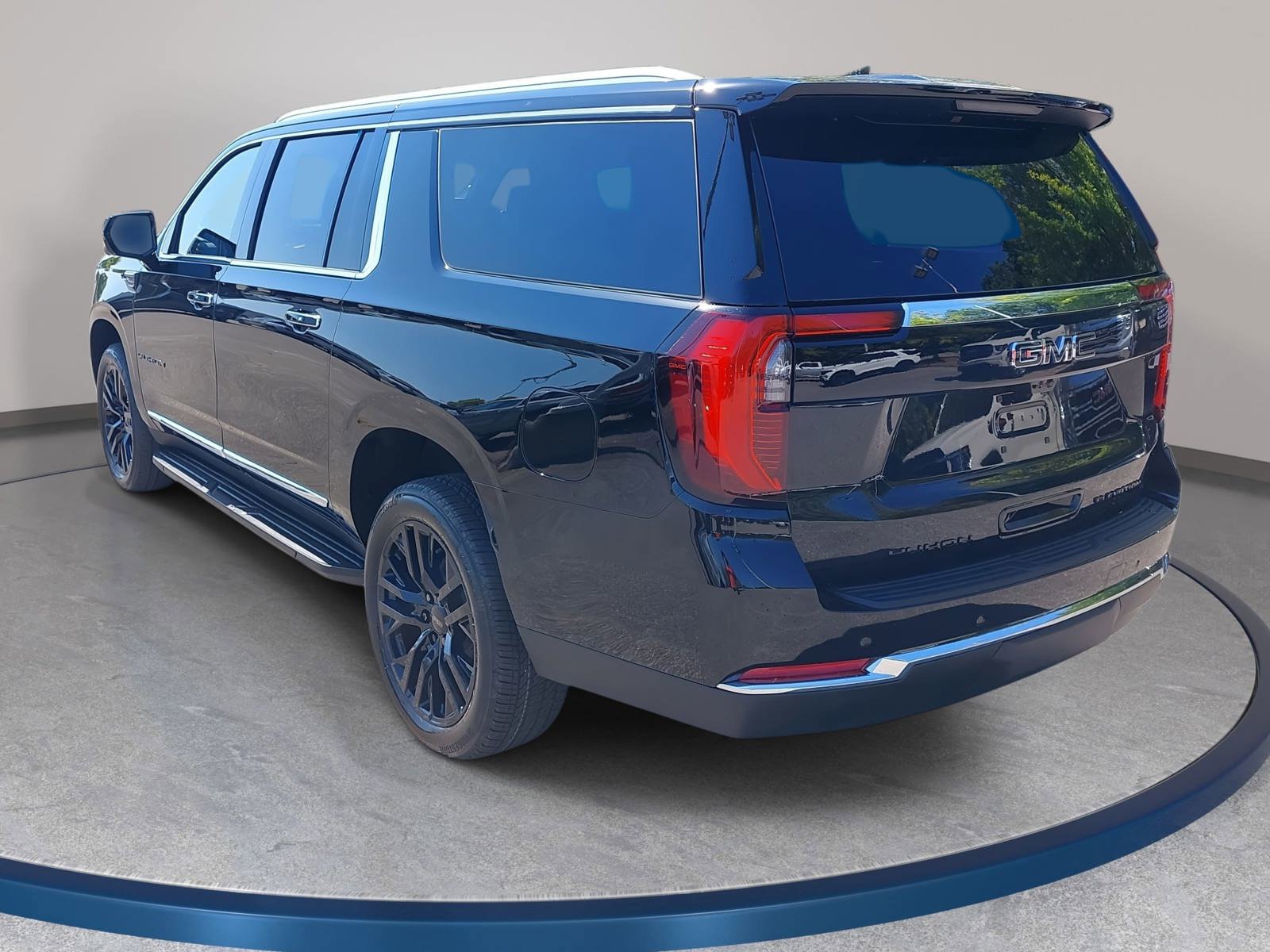 New 2026 GMC Yukon XL Elevation w/ Elevation Premium Package AWD/4WD image 7