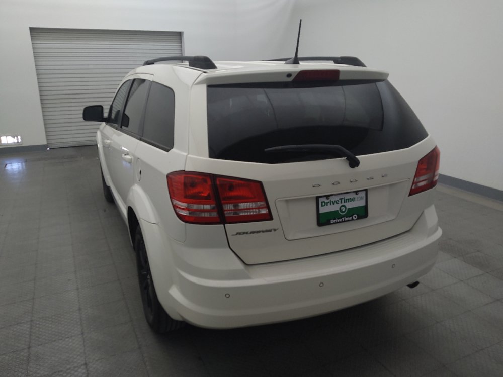 Used 2020 Dodge Journey SE w/ SE Popular Equipment Group FWD image 6