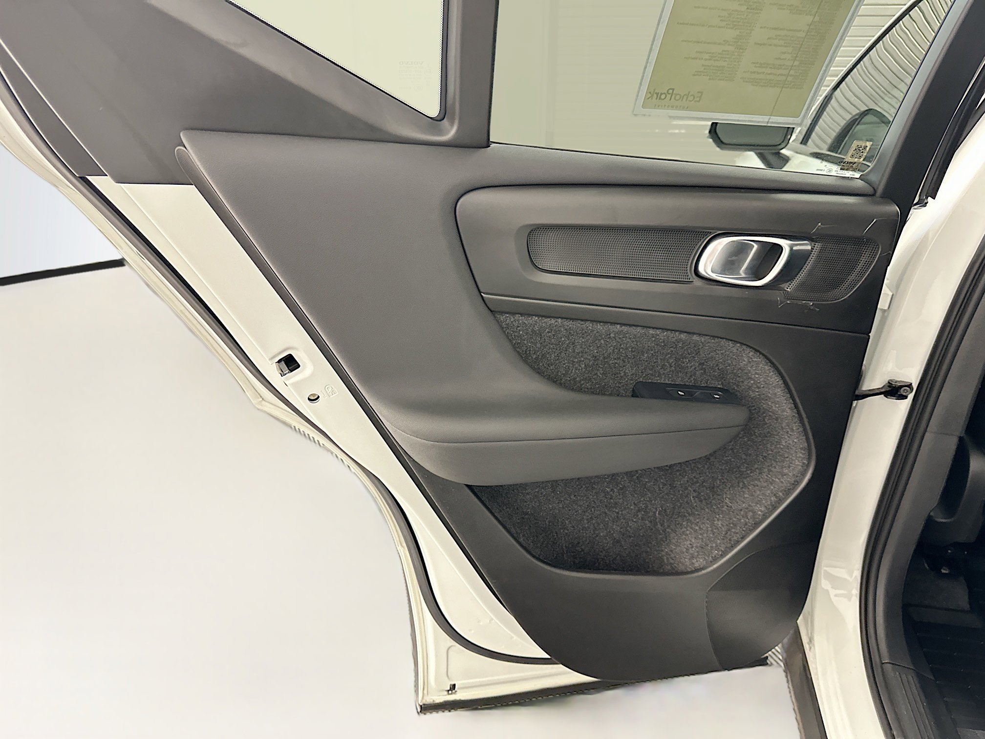 Used 2023 Volvo XC40 B5 Plus w/ Protection Package image 28