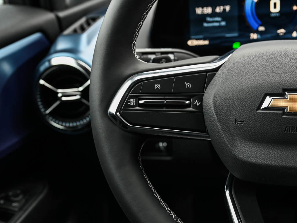 New 2026 Chevrolet Equinox EV LT image 20