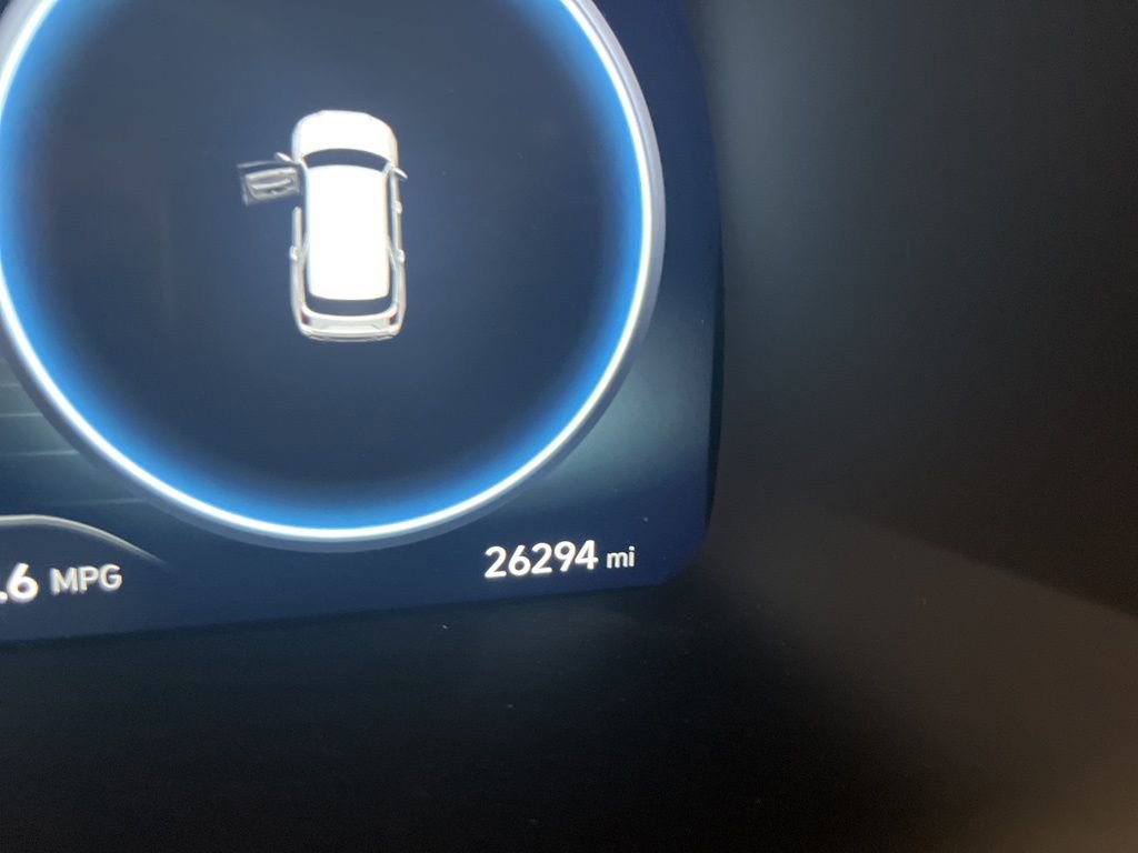 Used 2023 Hyundai Palisade Calligraphy image 2