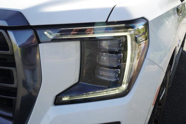 Used 2024 GMC Yukon AT4 w/ Technology Package image 36