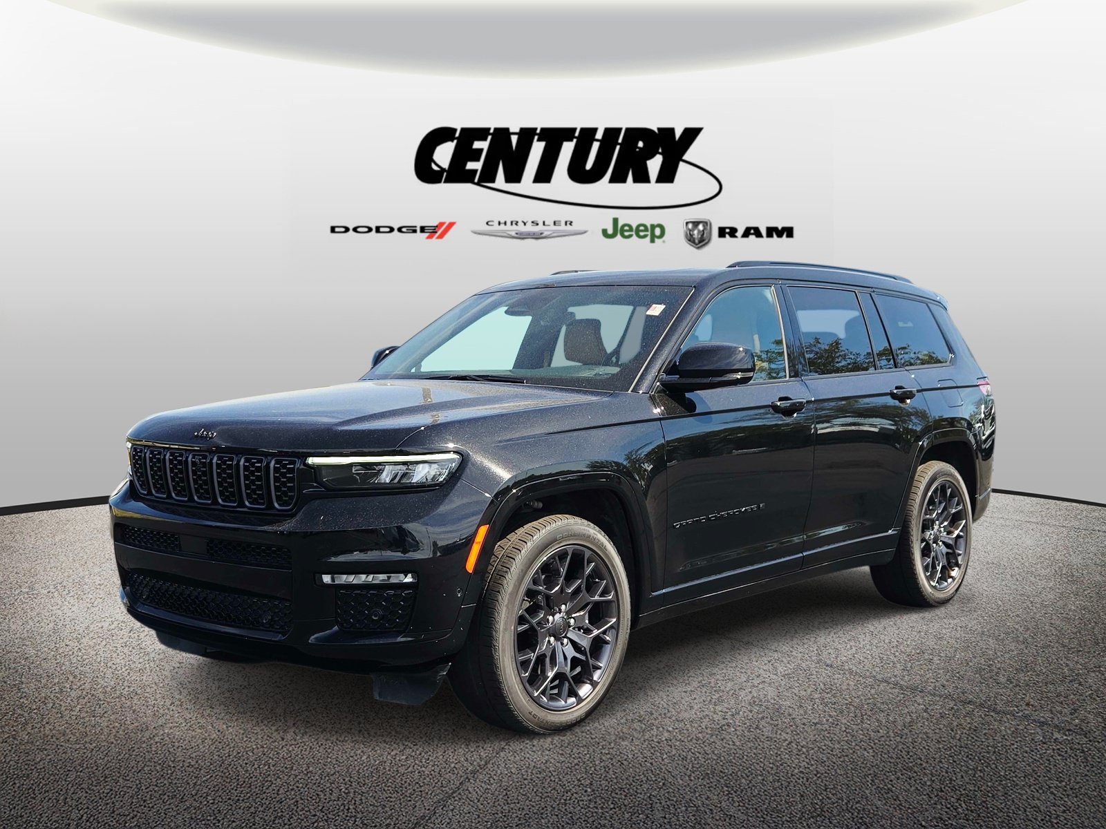 Used 2025 Jeep Grand Cherokee L Summit w/ Obsidian Package AWD/4WD image 8