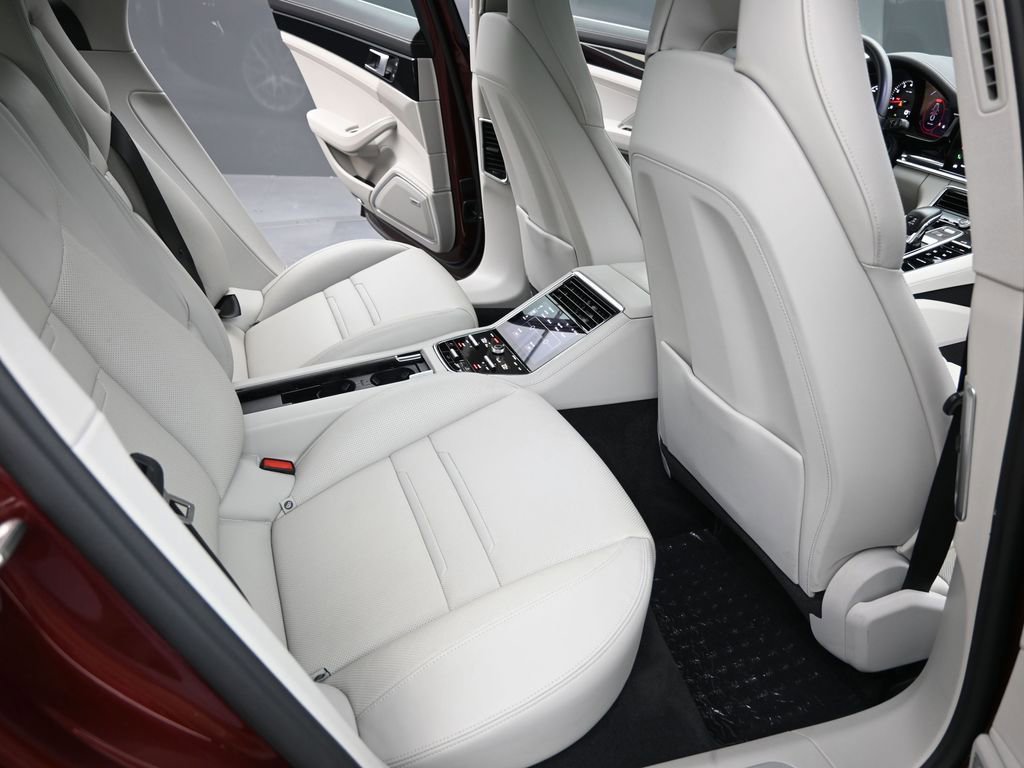 Certified 2022 Porsche Panamera 4S image 20