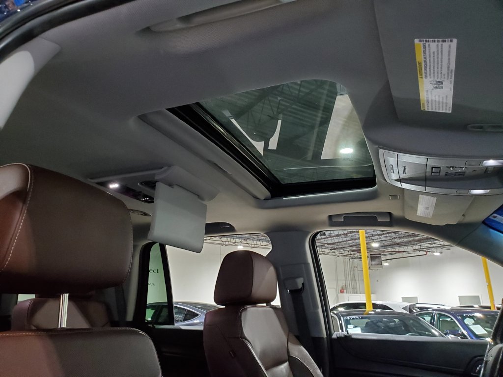 Used 2019 Chevrolet Tahoe Premier w/ Premier Plus Edition RWD image 15