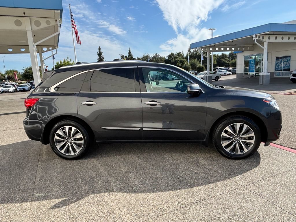 Used 2016 Acura MDX SH-AWD w/ Technology Package image 4
