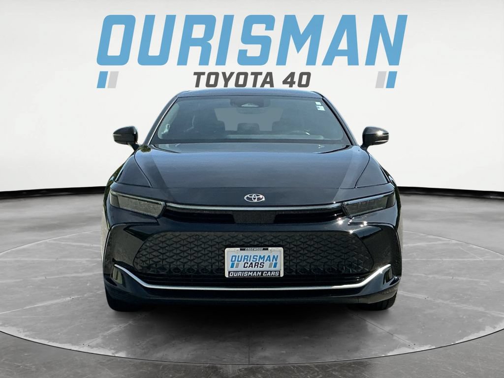Certified 2026 Toyota Crown AWD/4WD image 2