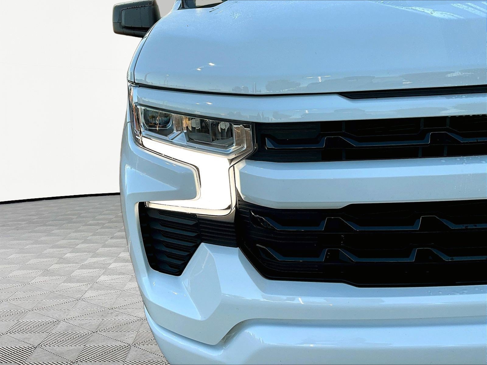 Used 2023 Chevrolet Silverado 1500 RST AWD/4WD image 29